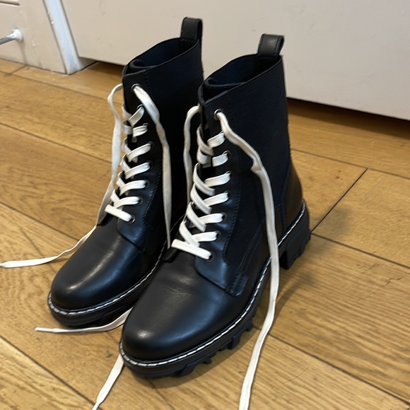 Rag & Bone brand new never been worn Shiloh boots! - Picture 3 of 3